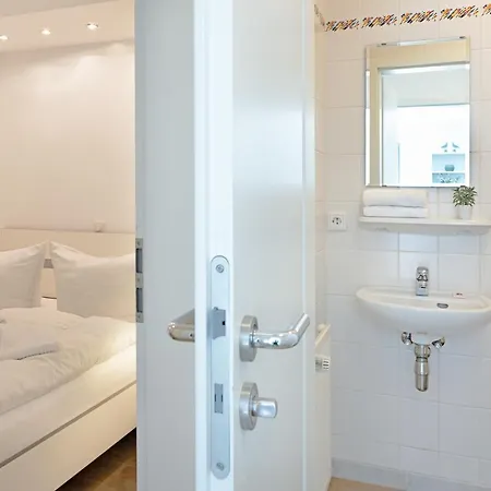 Apartment Cap Blanco List